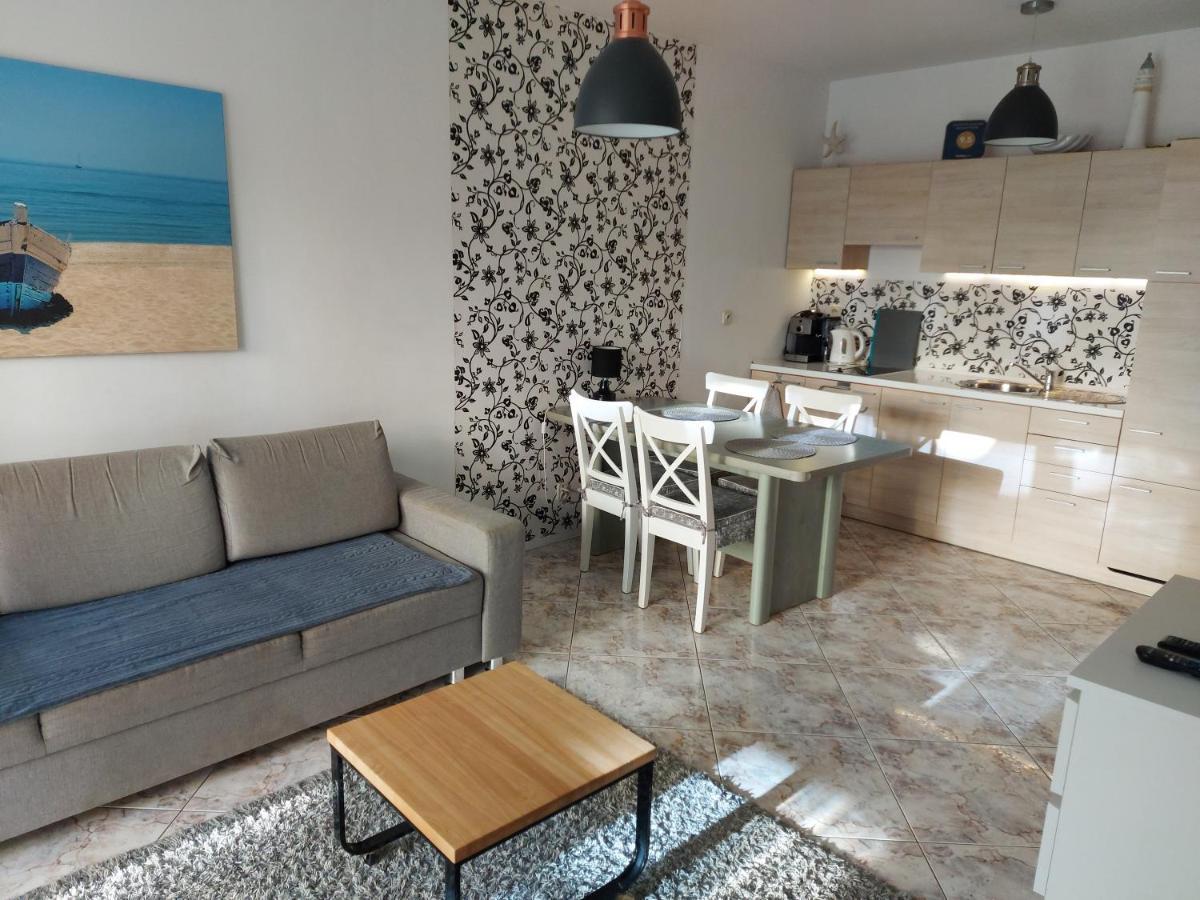 Apartament Portowy Z Garazem, Ul Towarowa 코워브제크 외부 사진