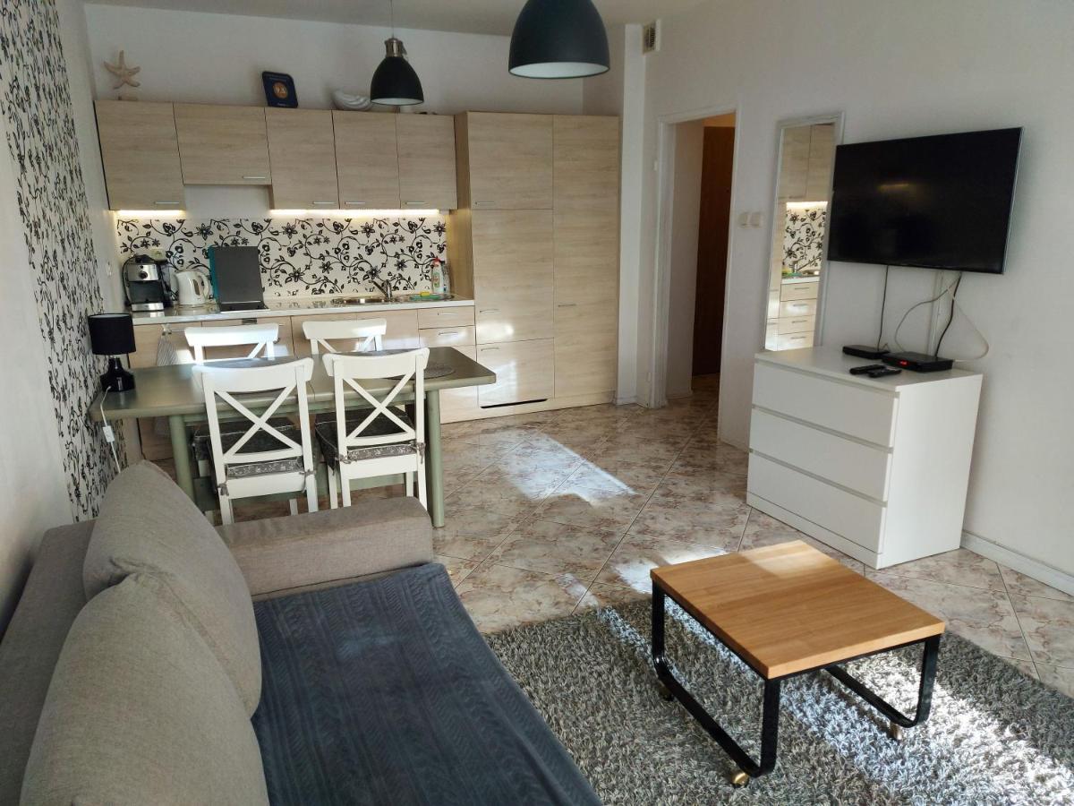 Apartament Portowy Z Garazem, Ul Towarowa 코워브제크 외부 사진