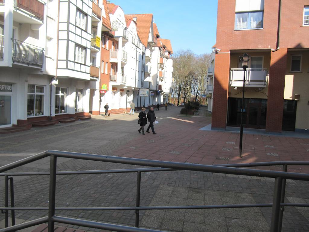 Apartament Portowy Z Garazem, Ul Towarowa 코워브제크 객실 사진